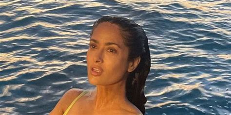 salma hayek bikini butt|Salma Hayek Just Casually Posted a Bikini Pic on。